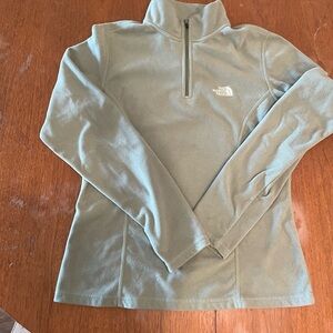 Women’s Small North face Quarter Zip In Green Size Small TKA100